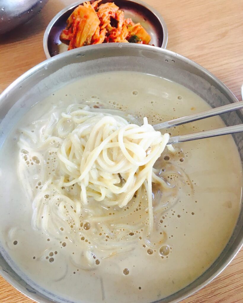 한국식 국수 요리 광주 북구 대성콩물