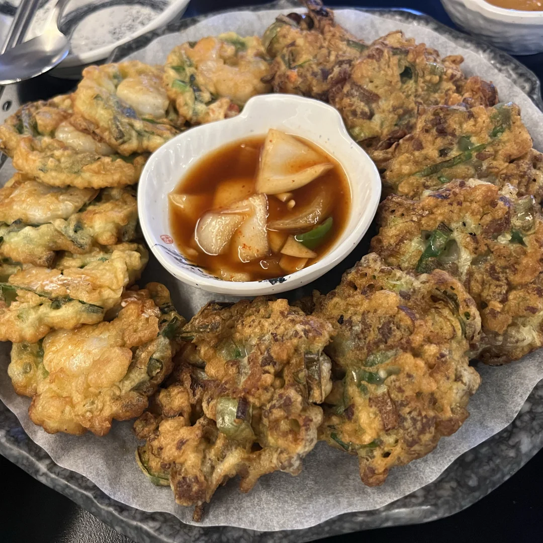 apgujeon(압구전) - Korean Cuisine Jeon, Bindaetteok (Korean Pancakes), Gangnam-gu Seoul