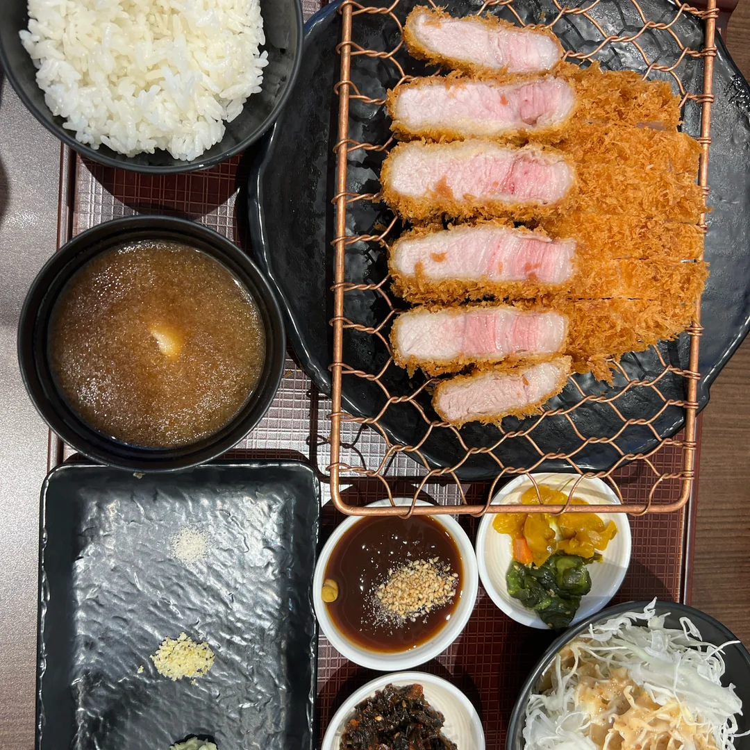 Jeongdon(정돈) - Japanese Cuisine Donkatsu, Gangnam-gu Seoul